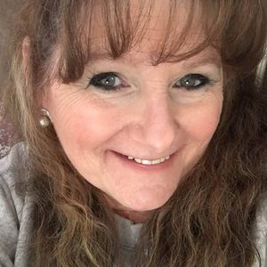 Meet your Posher, Debra